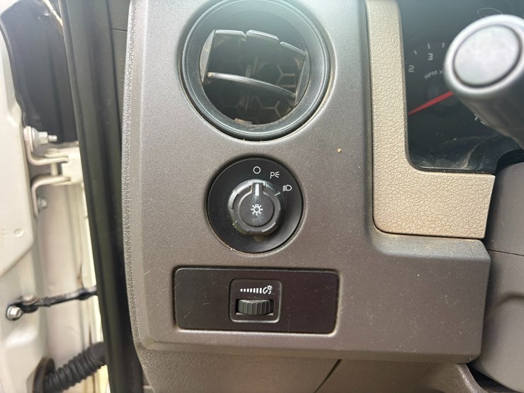 2009-ford-f150-image-75
