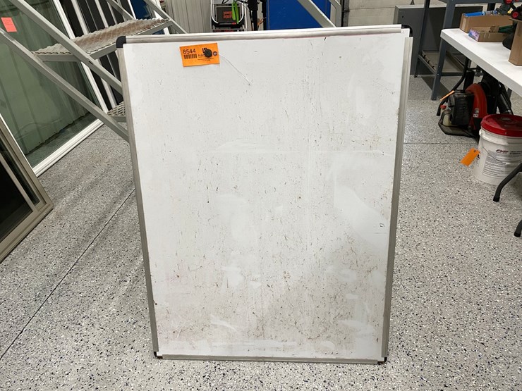 #8544-•-white-board-image-3