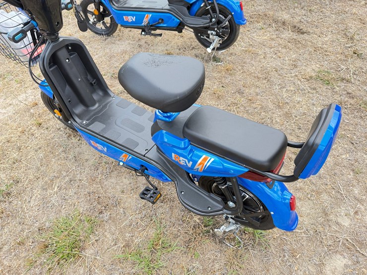 #593-•-electric-scooter-image-4