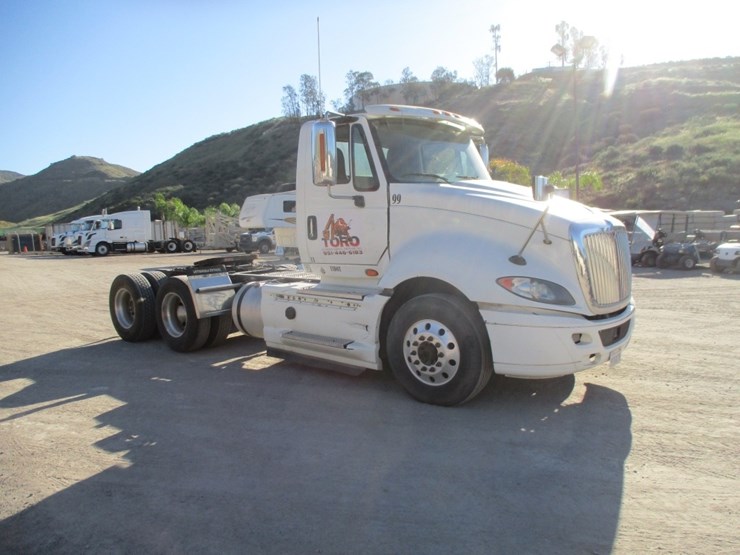 2017-international-prostar-image-2