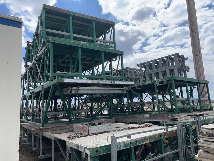 hydro-mobile-mast-climbing-work-platform-scaffolding-image-10