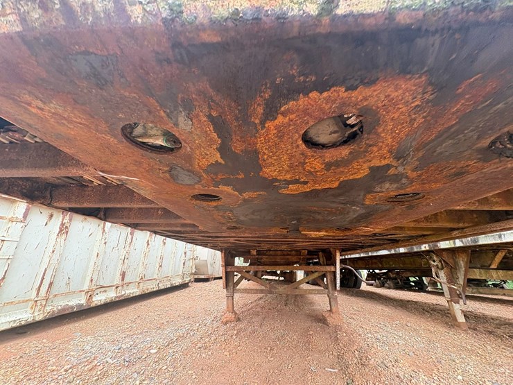 #41746-•-gilbreath-48'-steel-chip-trailer-vin:-1g9w045231b157743-image-22