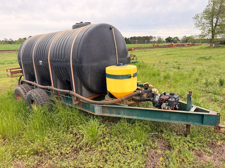 #530-•-1600-gallon-nurse-tank-trailer-with-pump-image-7