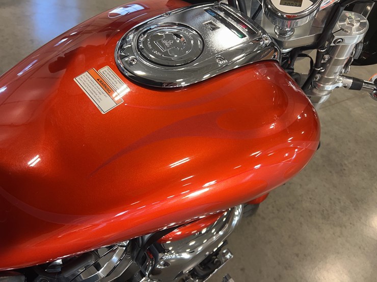 2004-honda-vtx1800-motorcycle-image-17