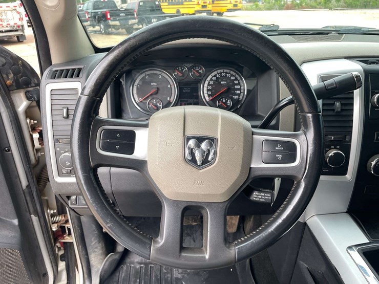 2011-dodge-ram-2500-image-12