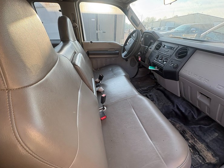 2008-ford-f250-image-27