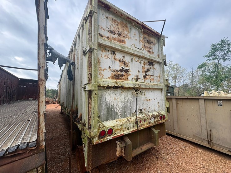 #41746-•-gilbreath-48'-steel-chip-trailer-vin:-1g9w045231b157743-image-4