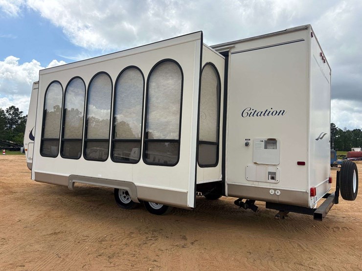 2004-citation-s27j-bumper-pull-travel-trailer-image-2