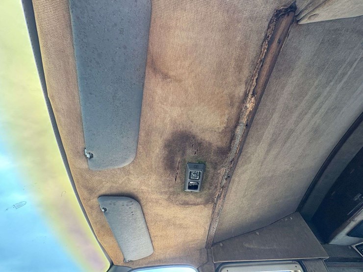1992-ford-e350-image-28