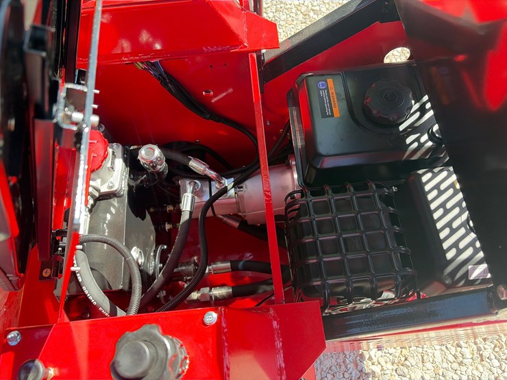 #232-•-unused-agt-sda-140t-mini-ride-on-skid-steer-loader-image-8