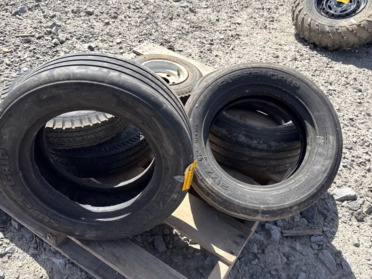 #41355-•-lot-of-(6)-implement-tires-inv#-41355-image-7