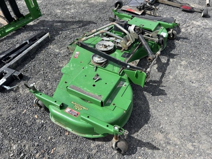 john-deere-72d-image-2