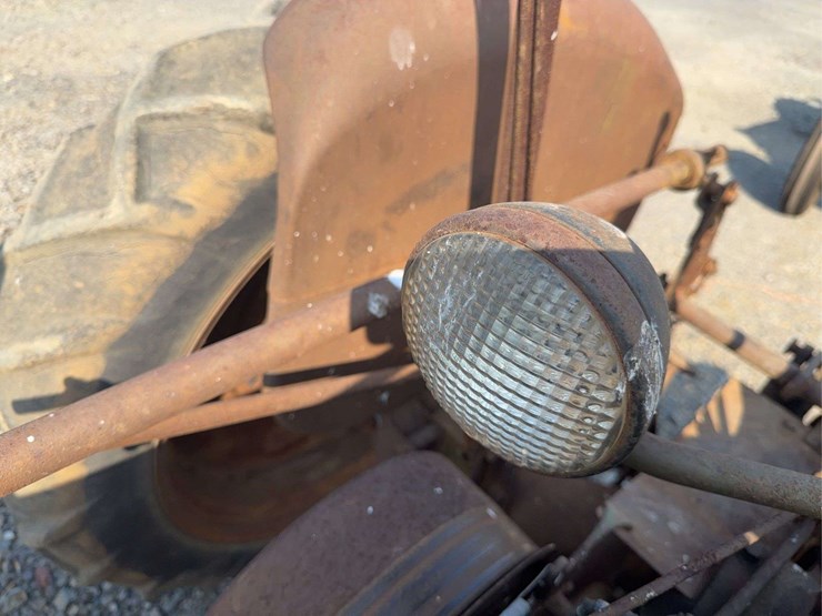 john-deere-h-image-53