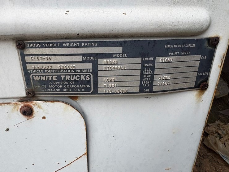 white-cl64-image-39