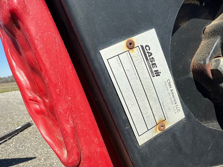 2013-case-ih-2152-image-33
