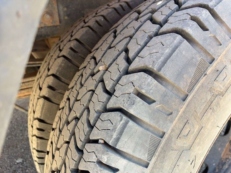2015-ram-3500-laramie-image-21