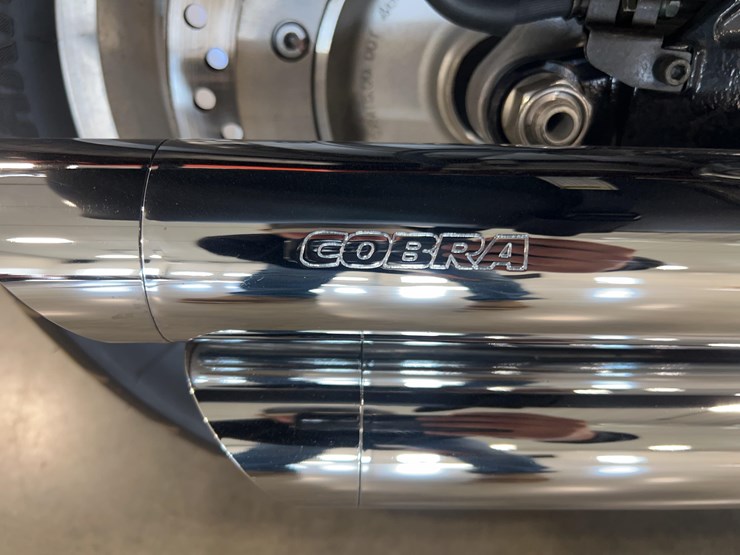 2004-honda-vtx1800-motorcycle-image-12