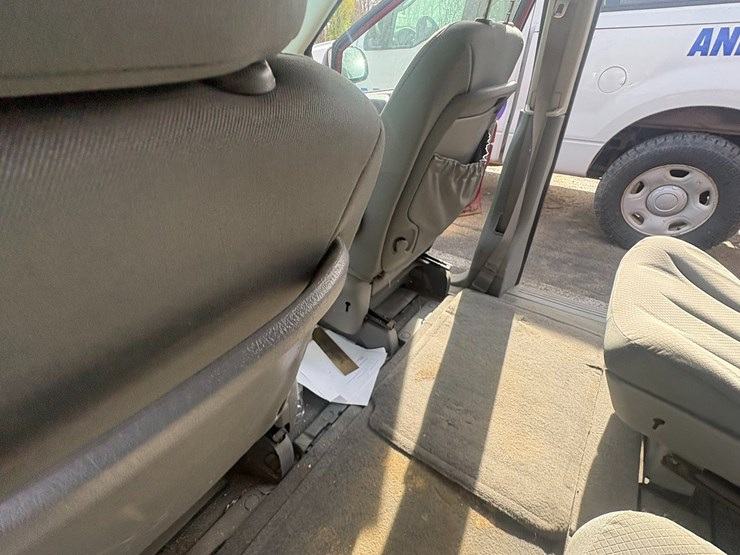 #42108-•-2007-chrysler-grand-caravan-passenger-van-vin:-1d8gp24r57b236495-image-29