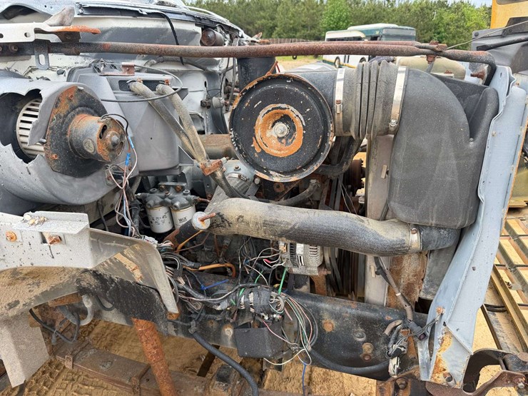 1990-ford-f900-image-27