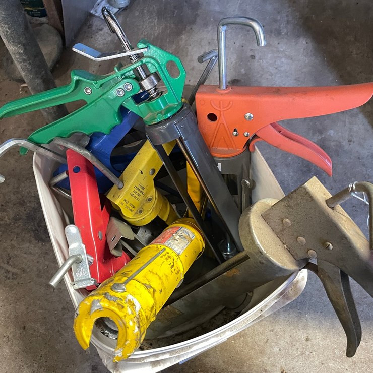 #1870 • (9) Caulk Guns