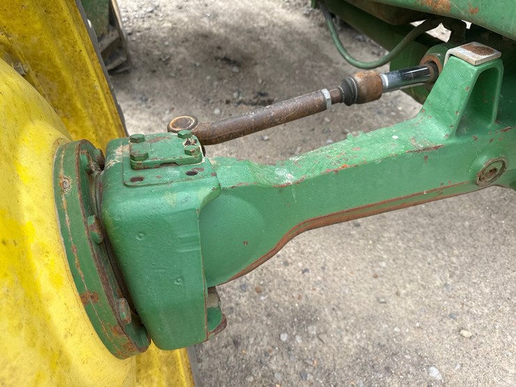 1993-john-deere-6400-image-19