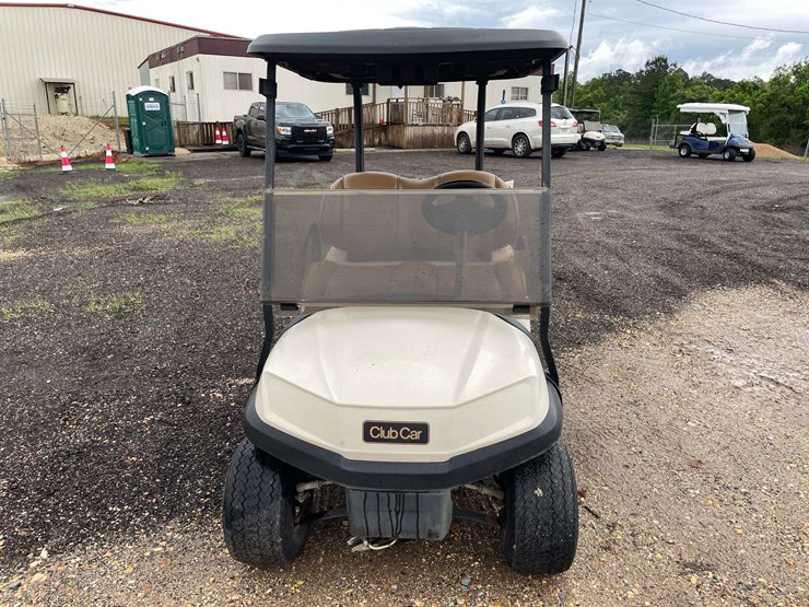 2022-club-car-tempo-2-passenger-48-volt-golf-cart-with-charger-image-5