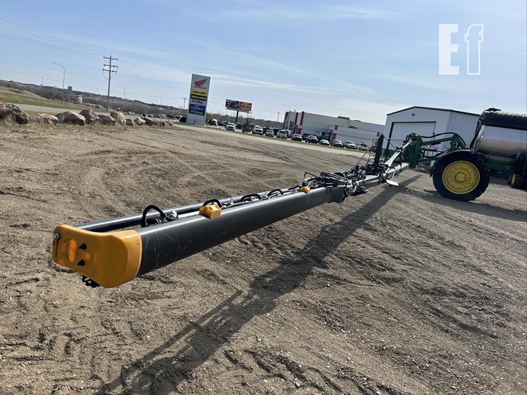 2020-john-deere-r4045-image-113