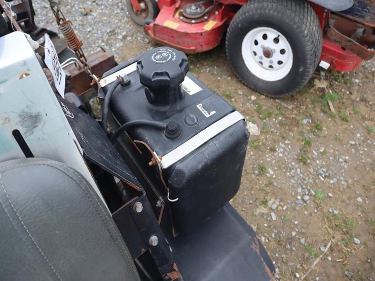 z-spray-stand-on-aerator-image-7