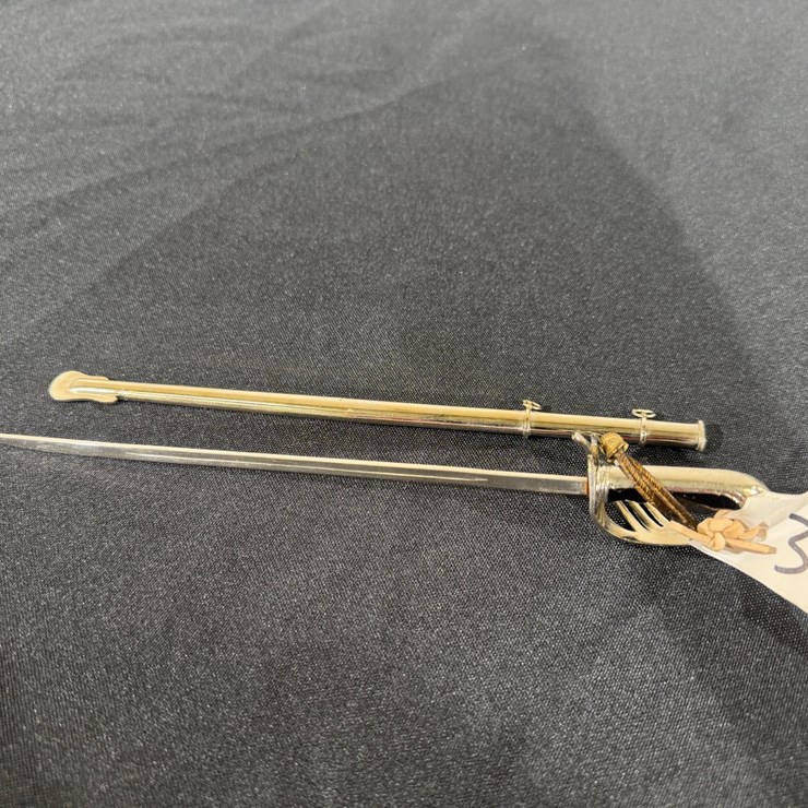 #36155 • US MODELO 902 OFFICER SWORD LETTER OPENER WITH BOX GUARD