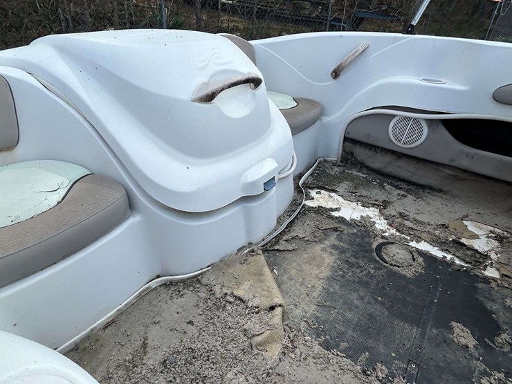 2002-sea-ray-176-ski-boat-w/mercruiser-inboard-&-trailer-(no-title~bos-only)-image-11