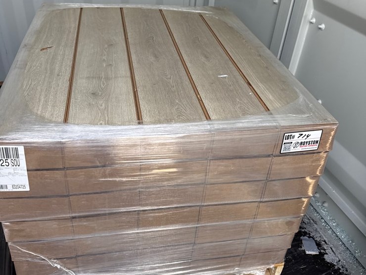 #714-•-35-boxes-of-new-unused-flooring-858.9-ft.²-image-2