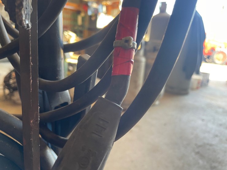 #1814-•-miller-thunderbolt-ac/dc-welder-image-14