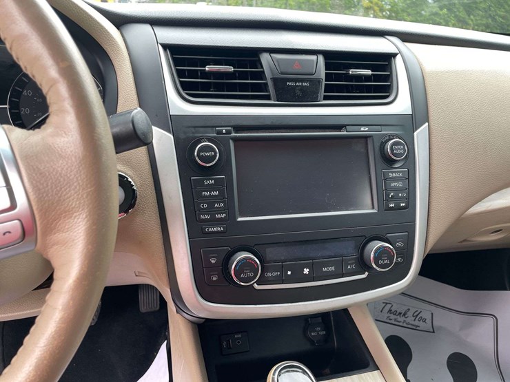 2016-nissan-altima-sl-4-door-sedan-(159,573-miles)-image-13