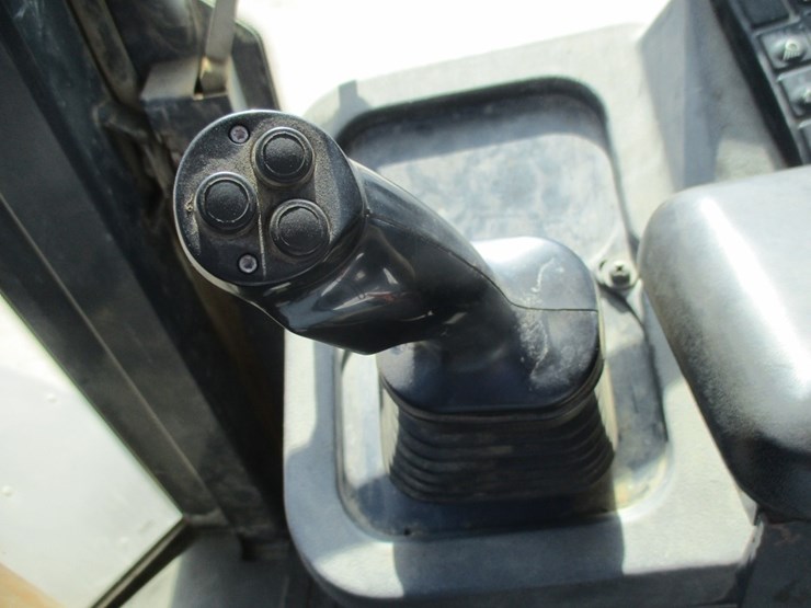 2007-deere-644j-image-10