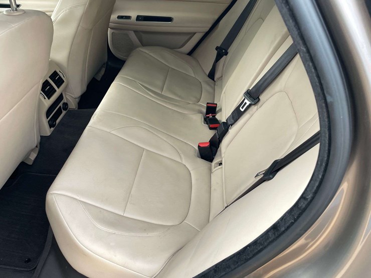 2017-jaguar-xf-4-door-sedan-(87,398-miles)-image-14