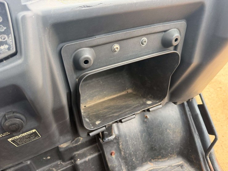 2018-kubota-rtv-x900-image-15