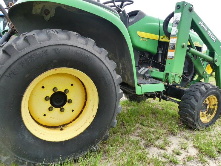 john-deere-4210-image-6