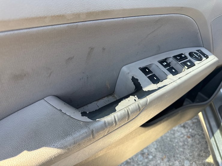 #42717-•-2019-hyundai-elantra-sedan-kmhd84lf4ku743043-inv#-42717-image-23