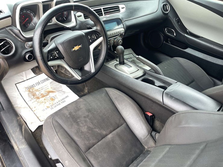 2013-chevrolet-camaro-ls-2-door-coupe-(190,120-miles)-image-11