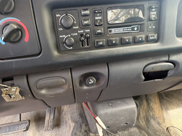 #41749-•-1998-dodge-ram-pickup-vin:-1b7hc16x2ws609690-image-44