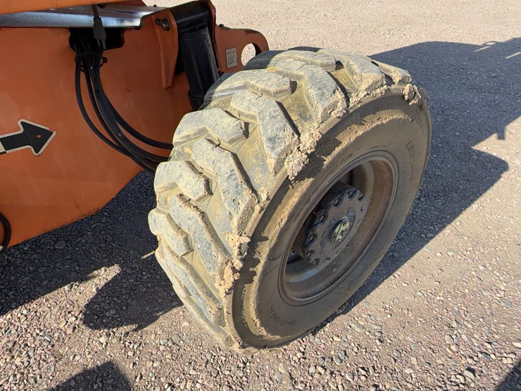 2000-jlg-600s-image-26