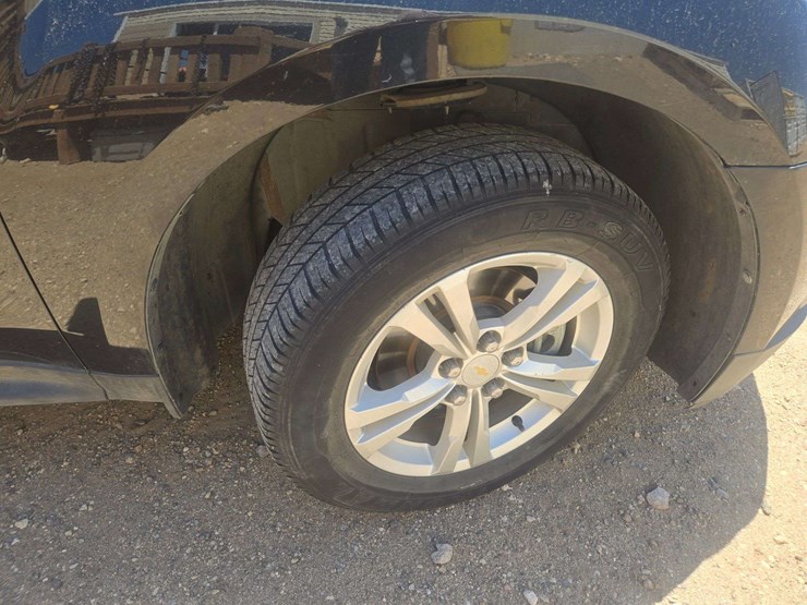 2015-chevrolet-equinox-lt-image-7