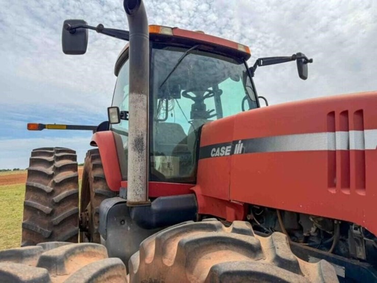 case-mx285-tractor-image-12
