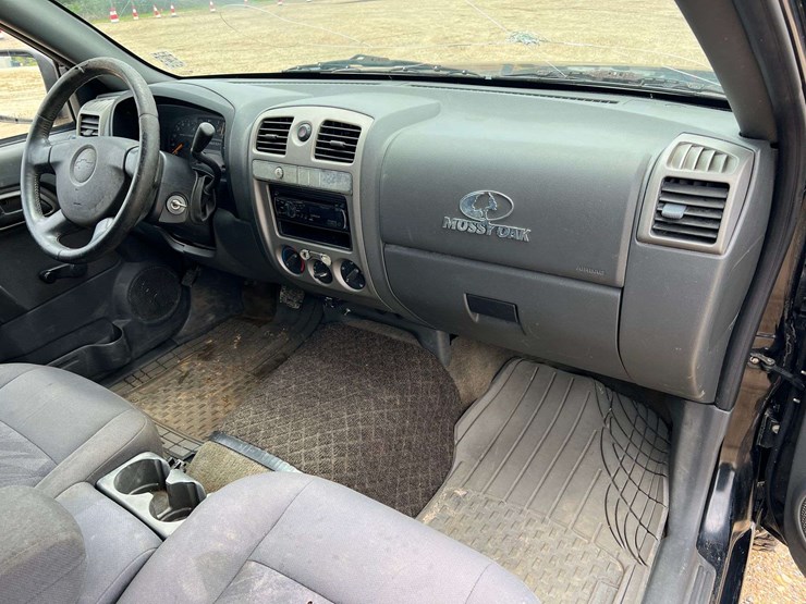 2004-chevrolet-colorado-ls-image-20