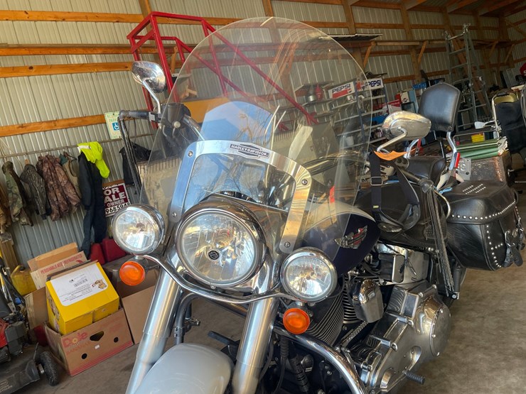 #1805-•-2005-harley-davidson-softail-motorcycle-(has-wi-title)-image-12