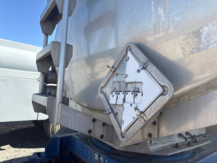 #42730-•-1996-weld-it-s/a-5400gal-fuel-trailer-1w9t23269tl010011-inv#-42730-image-26