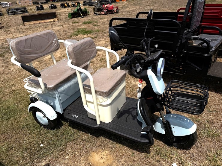 #588-•-electric-tricycle-mini-golf-cart-image-1