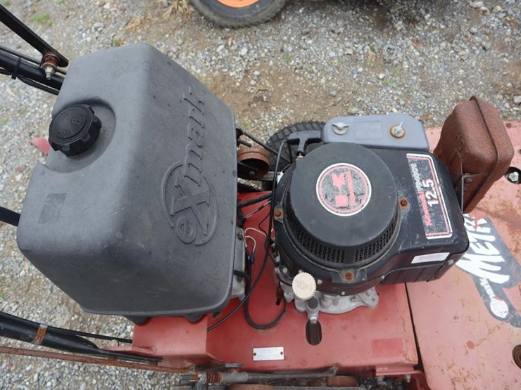 exmark-m3613ka-walk-behind-mower-image-9