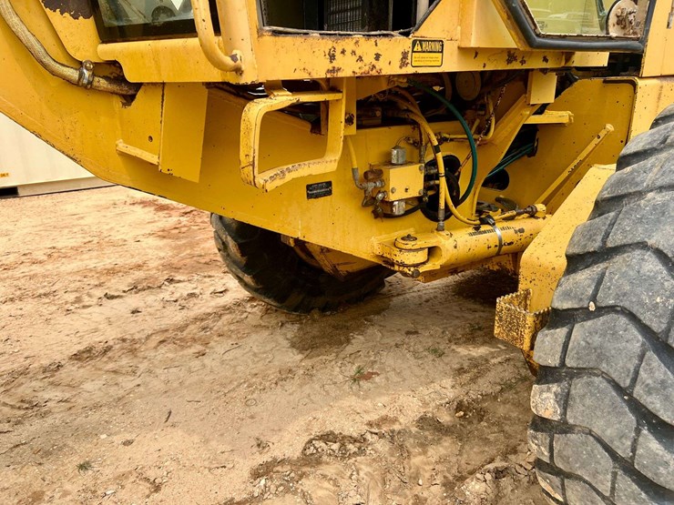 deere-670b-image-34
