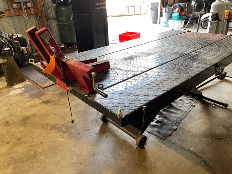 #1813-•-direct-lift-motorcycle/atv-air-actuated-lift-table-image-8